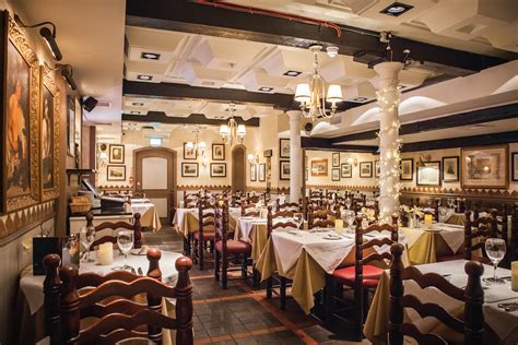 best italian restaurants glasgow|La Lanterna Glasgow .